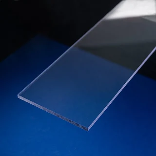 PET (Heldere - Standard)