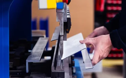 Koud Buigen van Kunststoffen